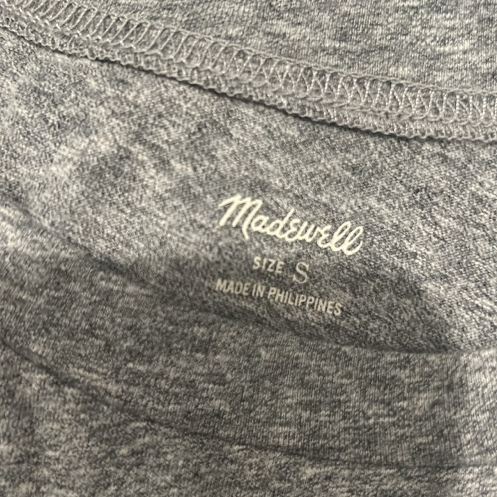 NEW! NWT! Madewell Gray Short Sleeve Tee Size Small! - Picture 3 of 5